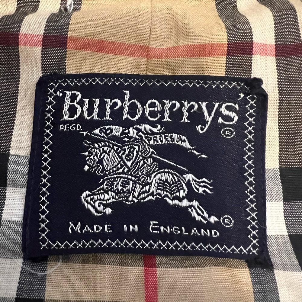 Burberry Tan Trench Coat - Picture 7 of 14